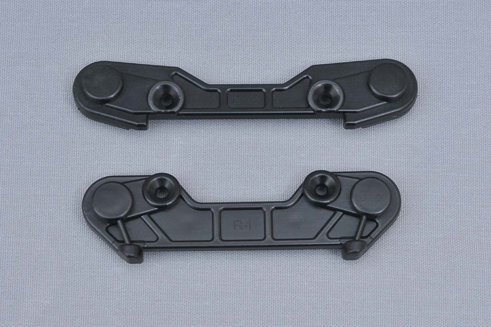 Rear Wishbone Holder Set 1T 3S Kunstoff (Opt.)