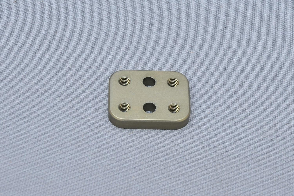 Upper chassis brace alu "connection plate"