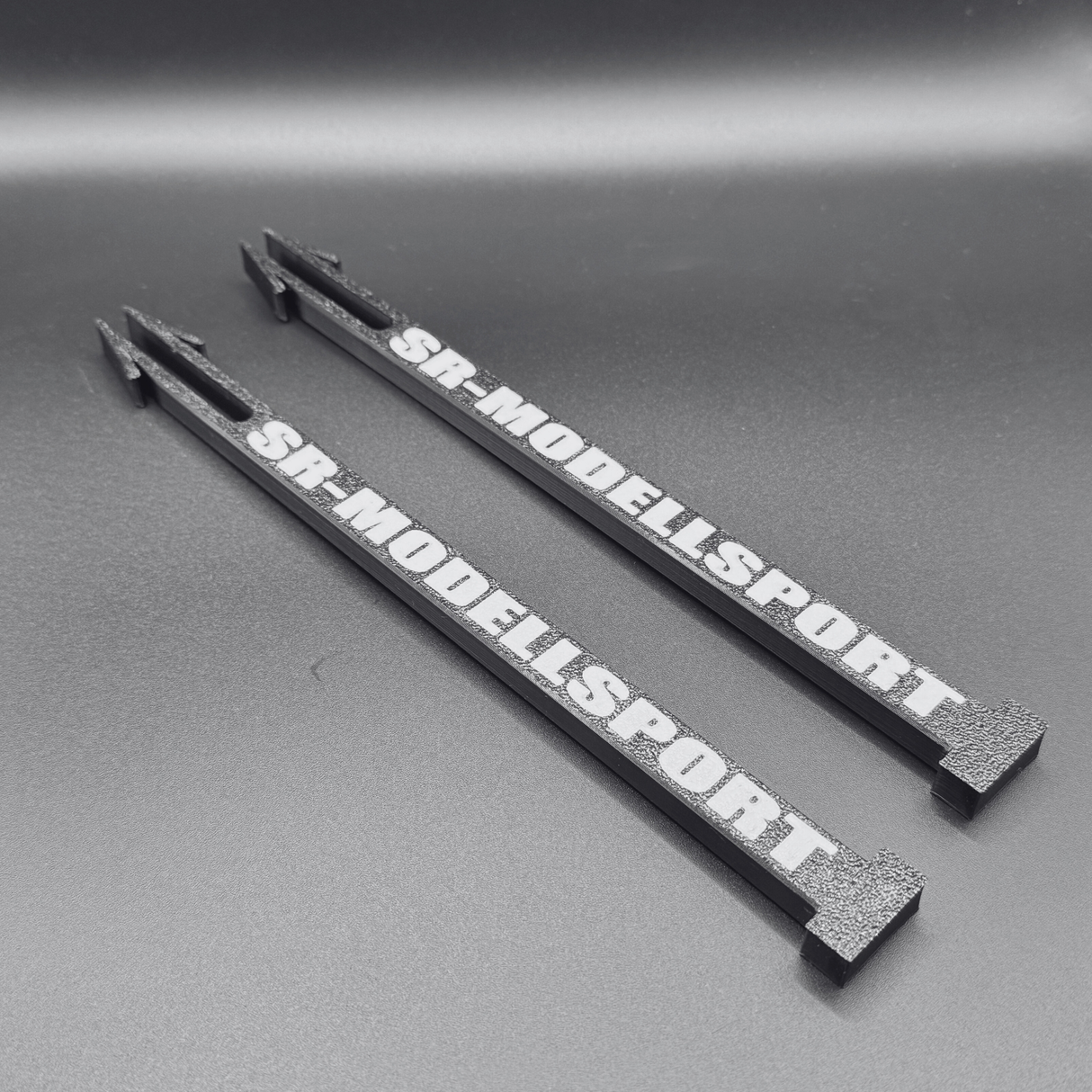 SR-Modellsport 1:6 Offroad Reifenhalter Schwarz | Passend für 24 mm MCD & GRP Felgen (2er Set)